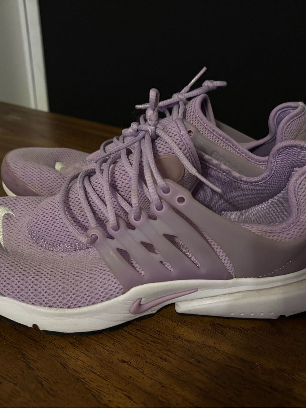 Nike Lilac Women's Athletic Sneakers - Breathable Lace-Up Comfort
